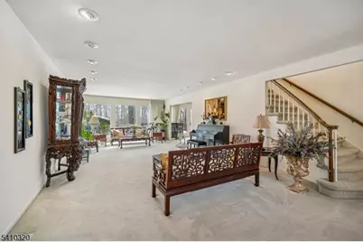 137 High Oaks Dr, Warren Township, NJ 07059 - Photo 6