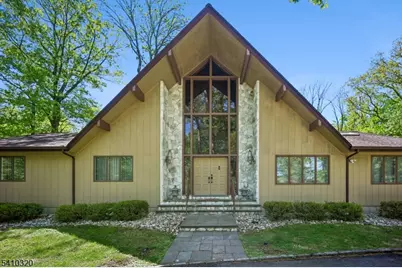 137 High Oaks Dr, Warren Township, NJ 07059 - Photo 2