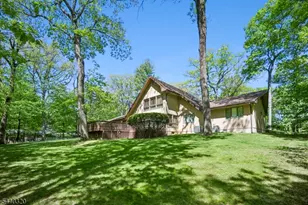 137 High Oaks Dr, Warren Township, NJ 07059 - Photo 50