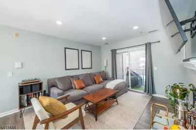 4101 Schindler Lane #4101, Wayne Twp., NJ 07470 - Photo 4