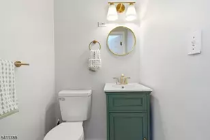 62 Forest Ave, Berkeley Heights Township, NJ 07922 - Photo 18