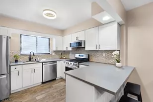 13 Chestnut Ct, High Bridge, NJ 08829 - Photo 8