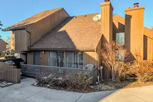 9 Kingsberry Dr, Franklin Township, NJ 08873 - Photo 1