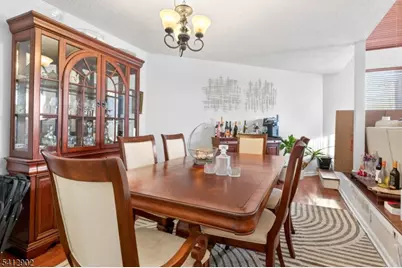 9 Kingsberry Dr, Franklin Township, NJ 08873 - Photo 8