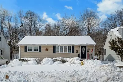 38 Post Ln, Riverdale, NJ 07457 - Photo 1