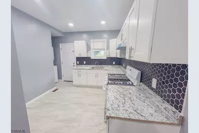 413 S 16th St, Newark, NJ 07103 - Photo 24