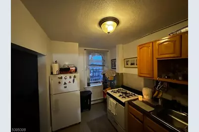 366 Summer Ave, Newark, NJ 07104 - Photo 6