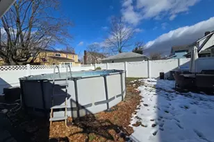 109 Bradley Ave, Bergenfield, NJ 07621 - Photo 18