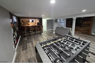 109 Bradley Ave, Bergenfield, NJ 07621 - Photo 14