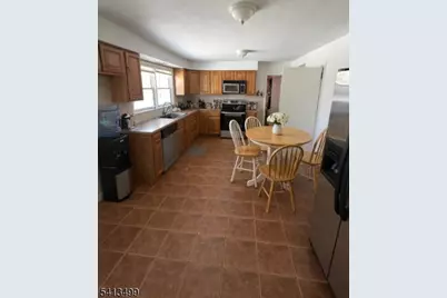 88 Coolidge Ave, Carteret, NJ 07008 - Photo 6