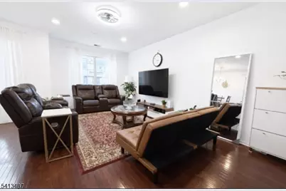 8 Swing Bridge Ln, South Bound Brook Boro, NJ 08880 - Photo 10