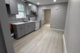 126 Columbus Pl, Roselle Park, NJ 07204 - Photo 2