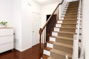 8 Swing Bridge Ln, South Bound Brook Boro, NJ 08880 - Photo 8