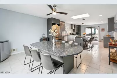 19 Skyline Dr, West Orange Township, NJ 07052 - Photo 16