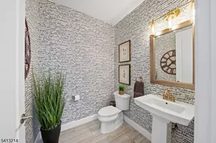 71 Halina Ln, Butler, NJ 07405 - Photo 18