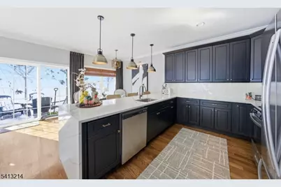 71 Halina Ln, Butler, NJ 07405 - Photo 12