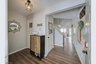 23 Otis Pl, Verona, NJ 07044 - Photo 2