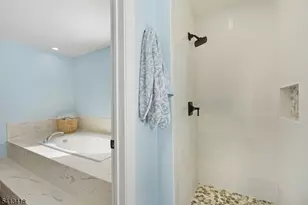 31 Warren Cutting, Chester, NJ 07930 - Photo 24