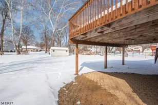 4 Brookside Ct, Parsippany, NJ 07054 - Photo 20