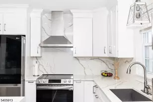 654 Succasunna Rd, Mount Arlington, NJ 07850 - Photo 1