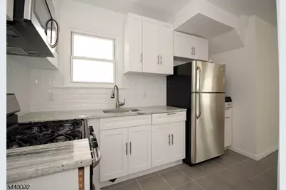 19 Cross St, West Orange Township, NJ 07052 - Photo 4