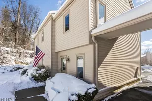 2 C Somerset Hills Ct, Bernardsville, NJ 07924 - Photo 2