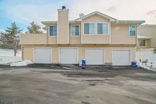 42 Fieldstone Rd, Bedminster Township, NJ 07921 - Photo 16