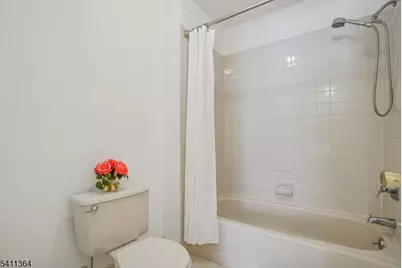 42 Fieldstone Road, Bedminster Township, NJ 07921 - Photo 14