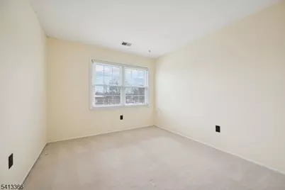 209 Green Hollow Dr, Woodbridge Township, NJ 08830 - Photo 18