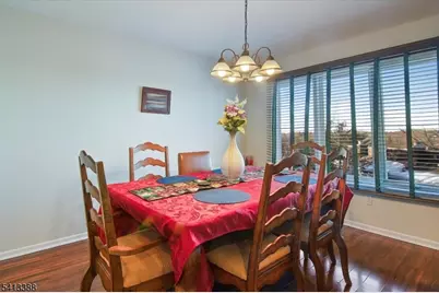 180 Marion Dr, West Orange Township, NJ 07052 - Photo 4