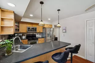 371 Hawkshead Way, Franklin Township, NJ 08873 - Photo 12