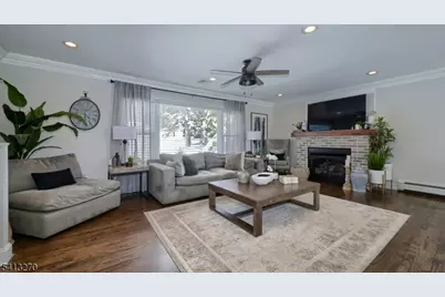 30 Corvair Pl, Wayne, NJ 07470 - Photo 6