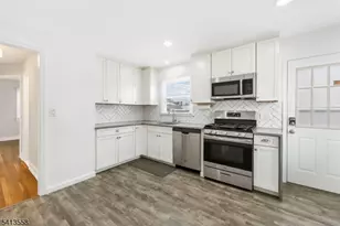 847 Dennis Pl, Linden, NJ 07036 - Photo 6