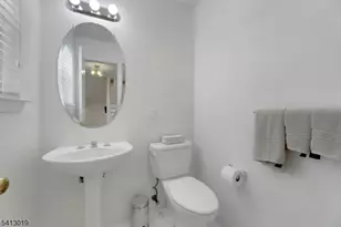 211 Warbler Dr, Wayne, NJ 07470 - Photo 6