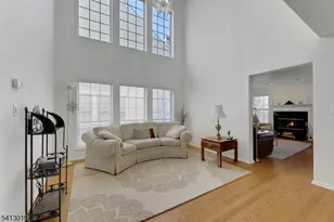 211 Warbler Dr, Wayne, NJ 07470 - Photo 8