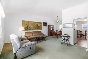 31 Saint Marys Dr, Roxbury Township, NJ 07876 - Photo 4