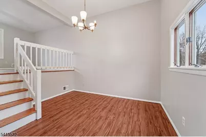 32 Waverly Dr, Edison, NJ 08817 - Photo 12