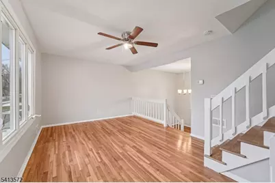 32 Waverly Dr, Edison, NJ 08817 - Photo 6