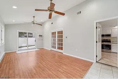 32 Waverly Dr, Edison, NJ 08817 - Photo 24