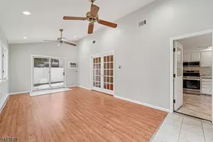 32 Waverly Dr, Edison, NJ 08817 - Photo 24