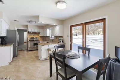 6 Pleasant Hill Rd, Roxbury Township, NJ 07876 - Photo 10