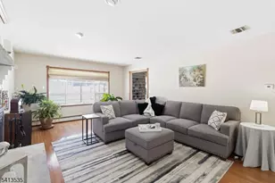 6 Pleasant Hill Rd, Roxbury Township, NJ 07876 - Photo 4