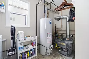 6 Pleasant Hill Rd, Roxbury Township, NJ 07876 - Photo 20