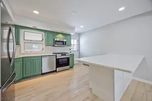 252 Knickerbocker Rd, Closter, NJ 07624 - Photo 4