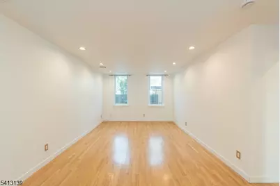 6405 Blvd East #B1, West New York, NJ 07093 - Photo 18