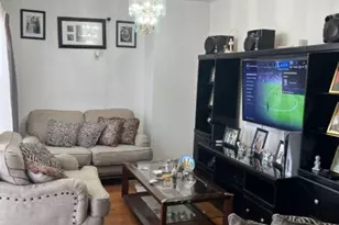 8 Zabriskie St, Haledon, NJ 07508 - Photo 10