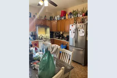 8 Zabriskie St, Haledon, NJ 07508 - Photo 4