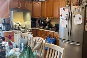 8 Zabriskie St, Haledon, NJ 07508 - Photo 4