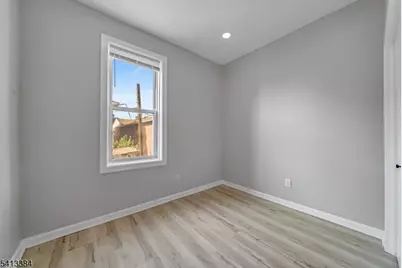 53 Henry St #D1, Passaic, NJ 07055 - Photo 4