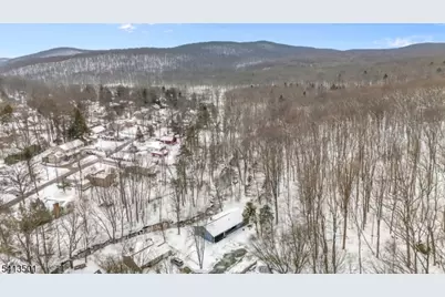 15 Winding Brook Way, Rockaway Township, NJ 07866 - Photo 4